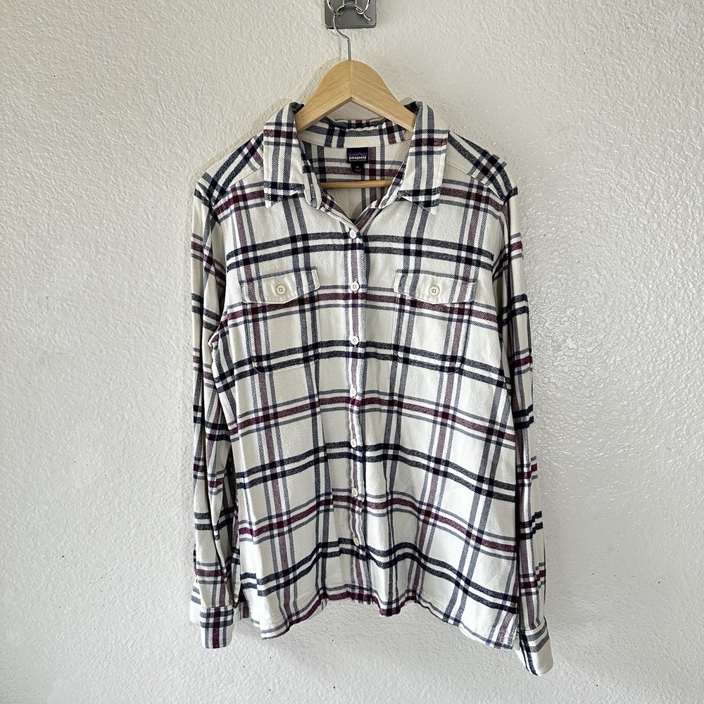 Patagonia Women's Long-Sleeved Fjord Flannel Shirt Size 12 Plaid Cotton